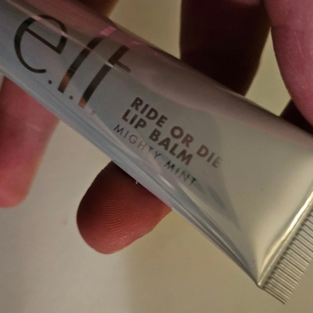 NEW! ELF Ride or Die Lip Balm Mighty Mint